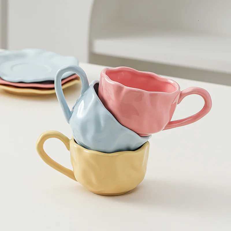 200ml Black Red Macaroon Creative Hand Squeezed Pinched Ceramic Coffee Mug Cup With Saucer For Cafe Restaurant Table Decor 1 PC Y251125