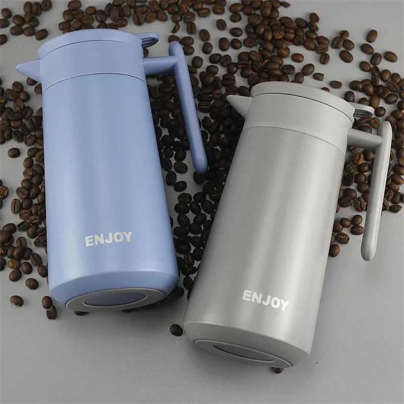 800ml 304 Stainless Steel Insulation Kettle Double Walled Vacuum Thermos Bottle Coffee Pot Leakproof Insulation Moka Pot C251125