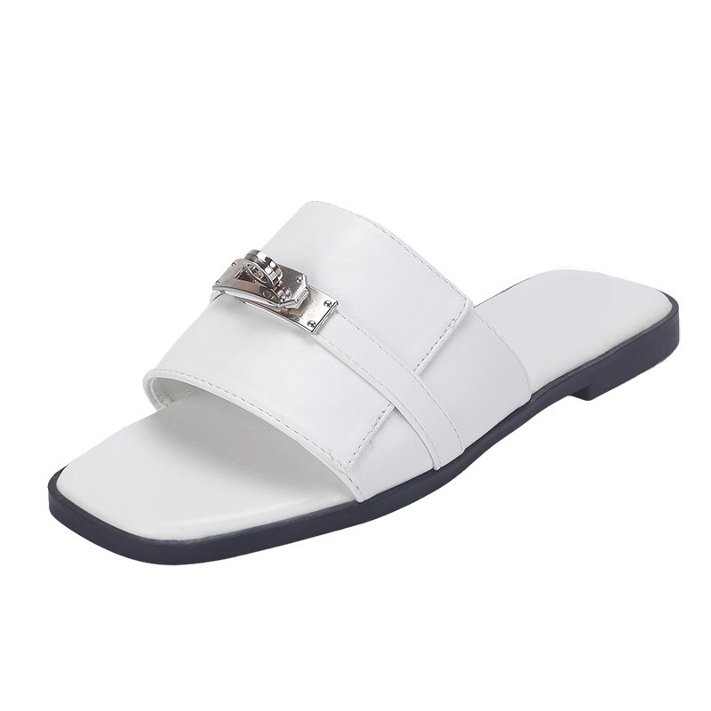 Free shipping designer women summer new small lock slippers fashion casual all match color square flat to wear cool drag