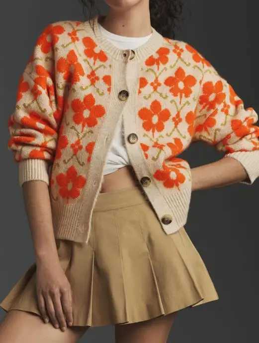 Flower Jacquard Autumn and Winter Womens Sweater Elegant Button Long Sleeved Knitted Cardigan JacketT251125