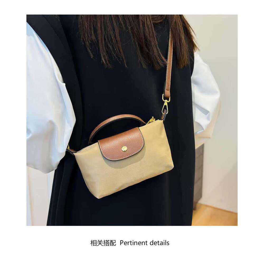 Fashionable Casual Women's Promotional Crossbody Bag, Versatile and Lightweight Sports Shoulder Bag