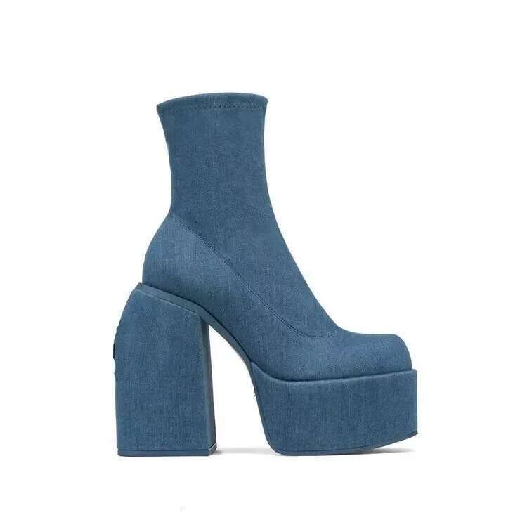 2024 New Plus Sized Denim Short Boots Women's Fashionable Waterproof High Heeled Shoes With Thick Sole For Winter