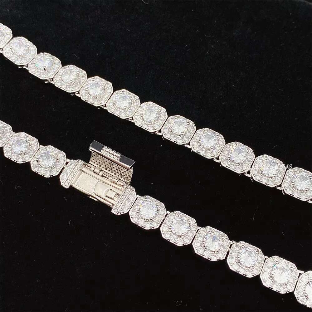 Best Price Hot Selling Cubic Moissaniteia Diamond 24 Inch 5a Moissanite Brass Cuban Link Chain Necklace for Men and Women