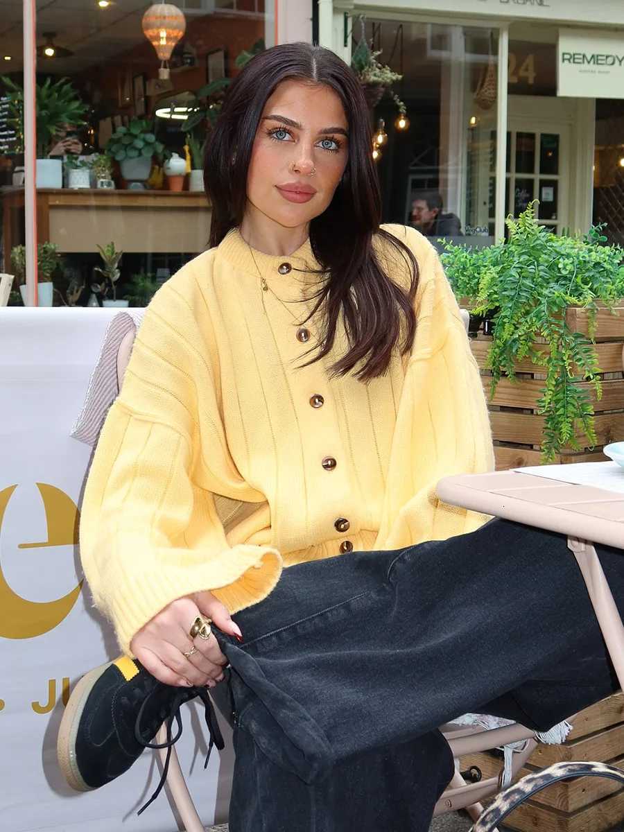 Blubelle Womens New Knit O-Neck Cardigan Soft Fabric Long Sleeve Button Front Loose Autumn Winter Casual Staple SweatersT251125