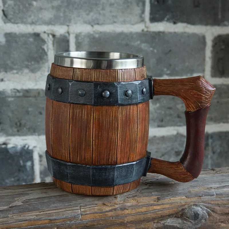 Viking Retro Beer Mug Resin 304 Stainless Steel Imitation Wood Coffee Cup Double Wall Mug Beer Jug Water Cup Barware Mens Gift Y251125