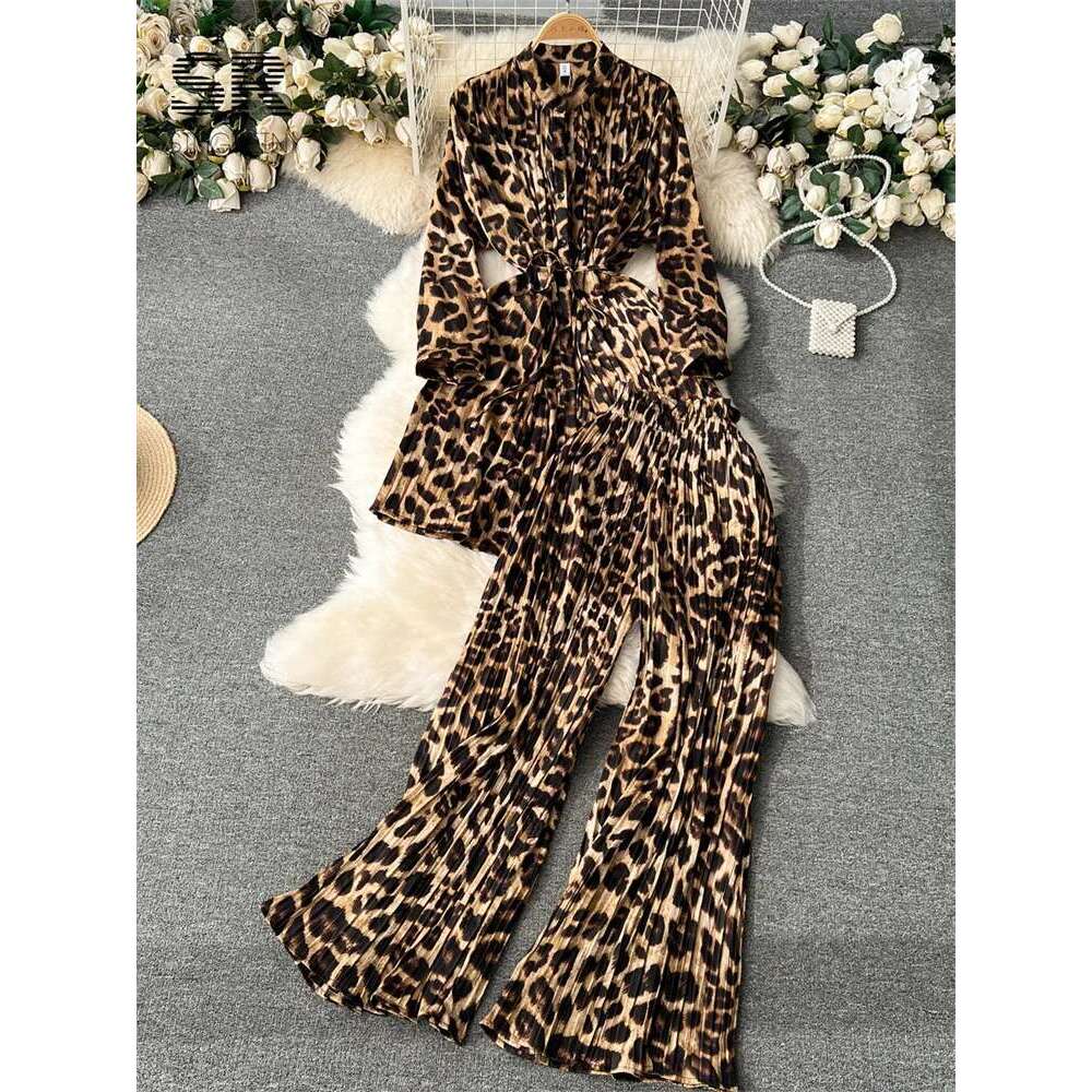 SINGREINY Pleated Two Piece Set Women Winter Sleeve Slim Long Top Elastic Waist Wide Leg Pants Fashion Streetwear Suit