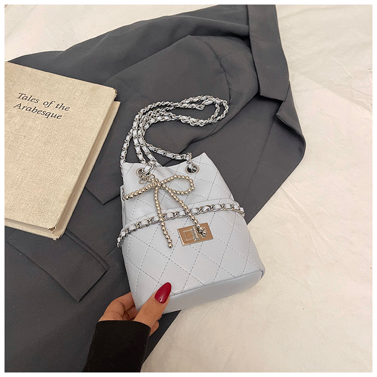 Designer Bag 2025 New Korean Style Backpack for Women Quilted Chain Niche Crossbody Bag Luxury Small Shoulder Bag Free Shipping