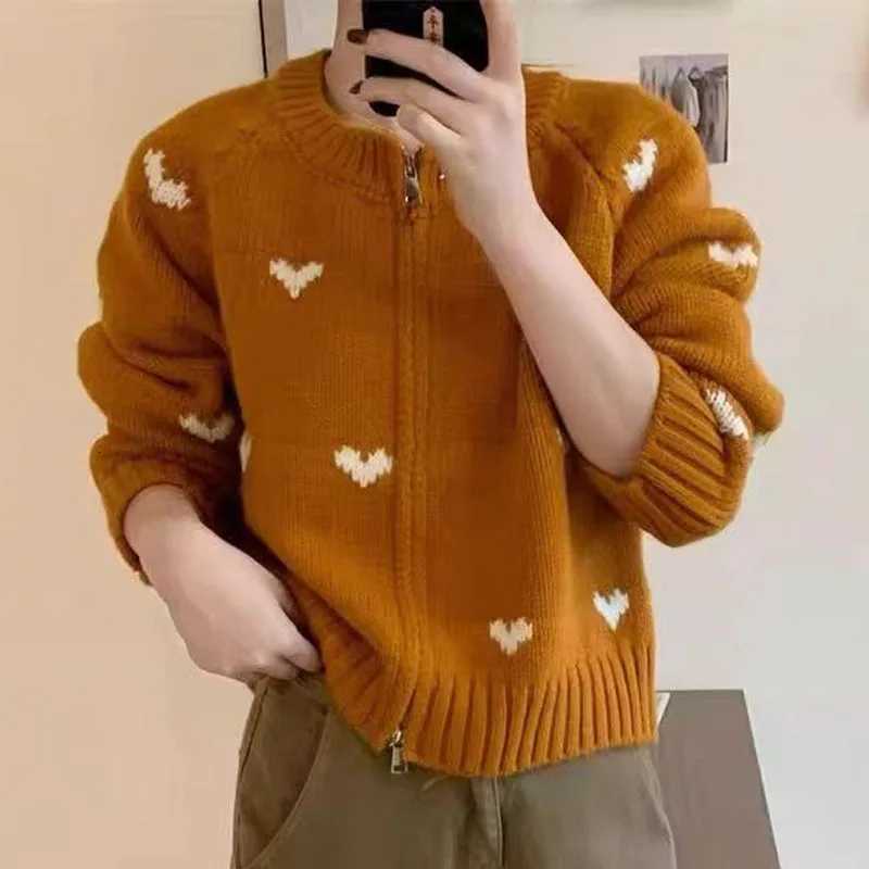 Round neck loose design sense of love printed knit blouse cardigan fashionable and cute all-match ladies sweater jacketT251125