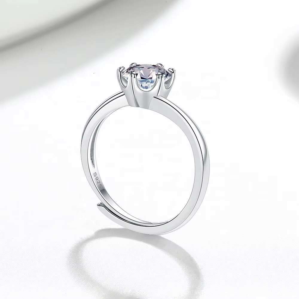 Hot Sell Sterling Silver Rings 925 Customized Moissanite Non Fade Silver Jewelry Luxury Wedding Engagement Ring for Women
