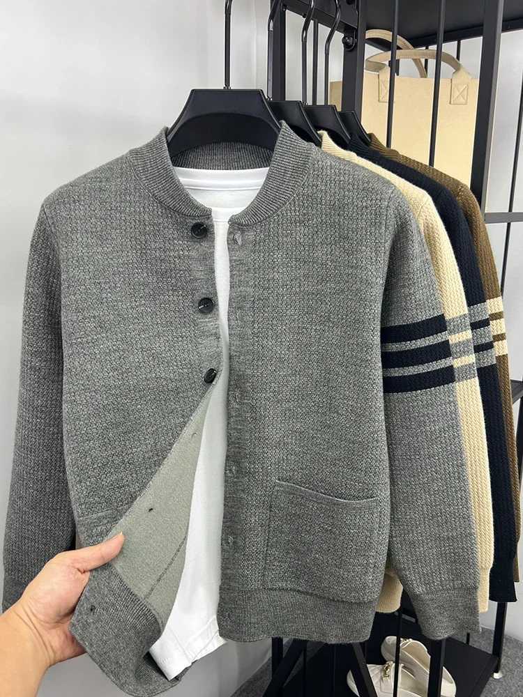 Luxury Design Brand Mens Knit Cardigan Baseball Collar 3 Stripe Sweater Coat Korean Fashion Velvet Thicken Winter Mens Clothes X251125 - view 6