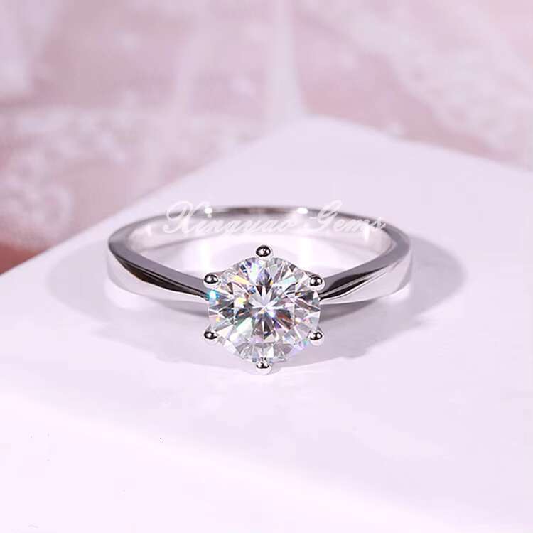 Moissanite Diamond Ring 18K Classic Wholesale Customized for Wedding Six Claws White Gold Opp Bag Womens Environmental Friendly