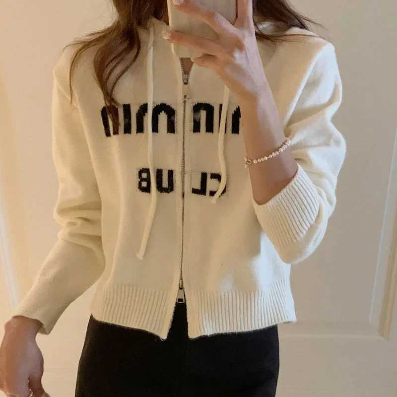 Women Cardigan French Retro Knitted Outwear Autumn Simple Drawstring Hooded Casual Knitwear Versatile Temperament Female WearT251125