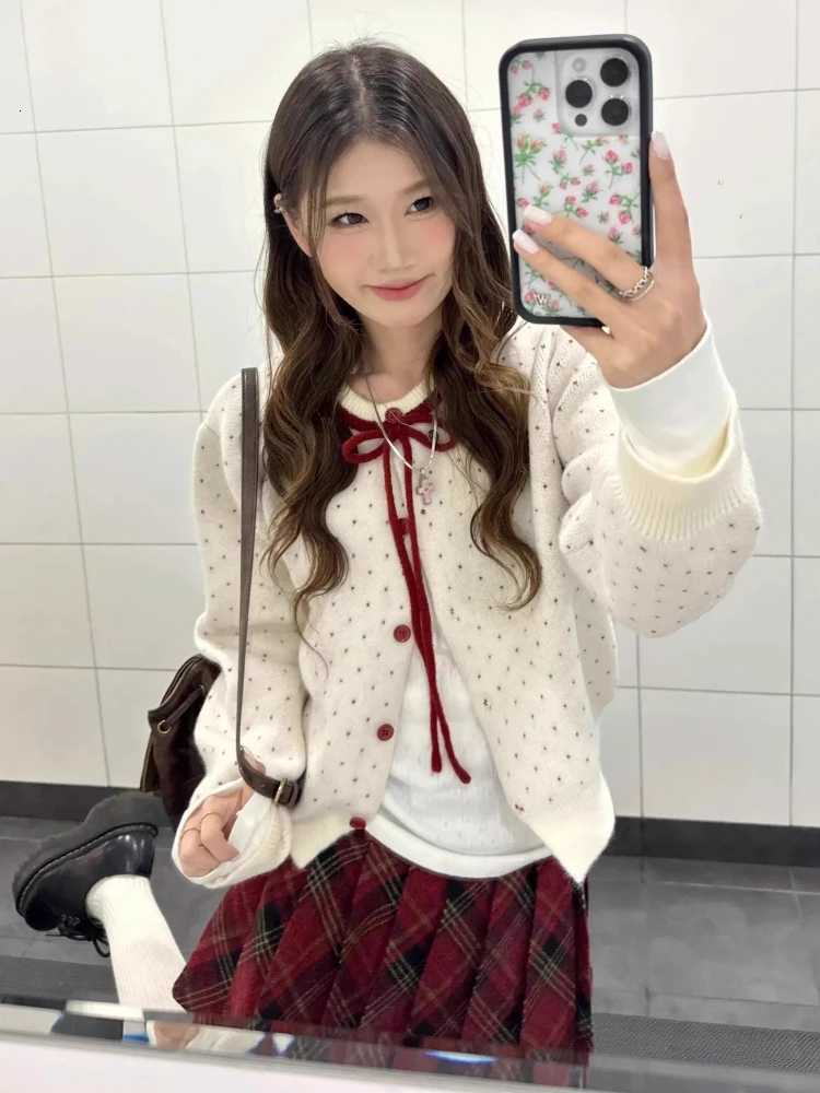 Korean Sweet Polka Dot Knitted Sweater Cardigan Women Design Fashion O Neck Y2k Jacket Tops Chic Preppy Style Retro Outfits NewT251125