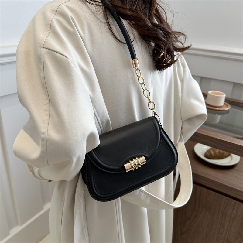 2025 New Designer Bag Free Delivery Shoes By This Year's Popular Handbag For Women In 2024, Fashionable Simple Shoulder Casual Crossbody Bag, Tre