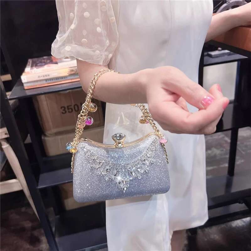 Spring and summer new rhinestone sequin pearl buckle handbag banquet dress versatile one-shoulder cross-body chain women's bag