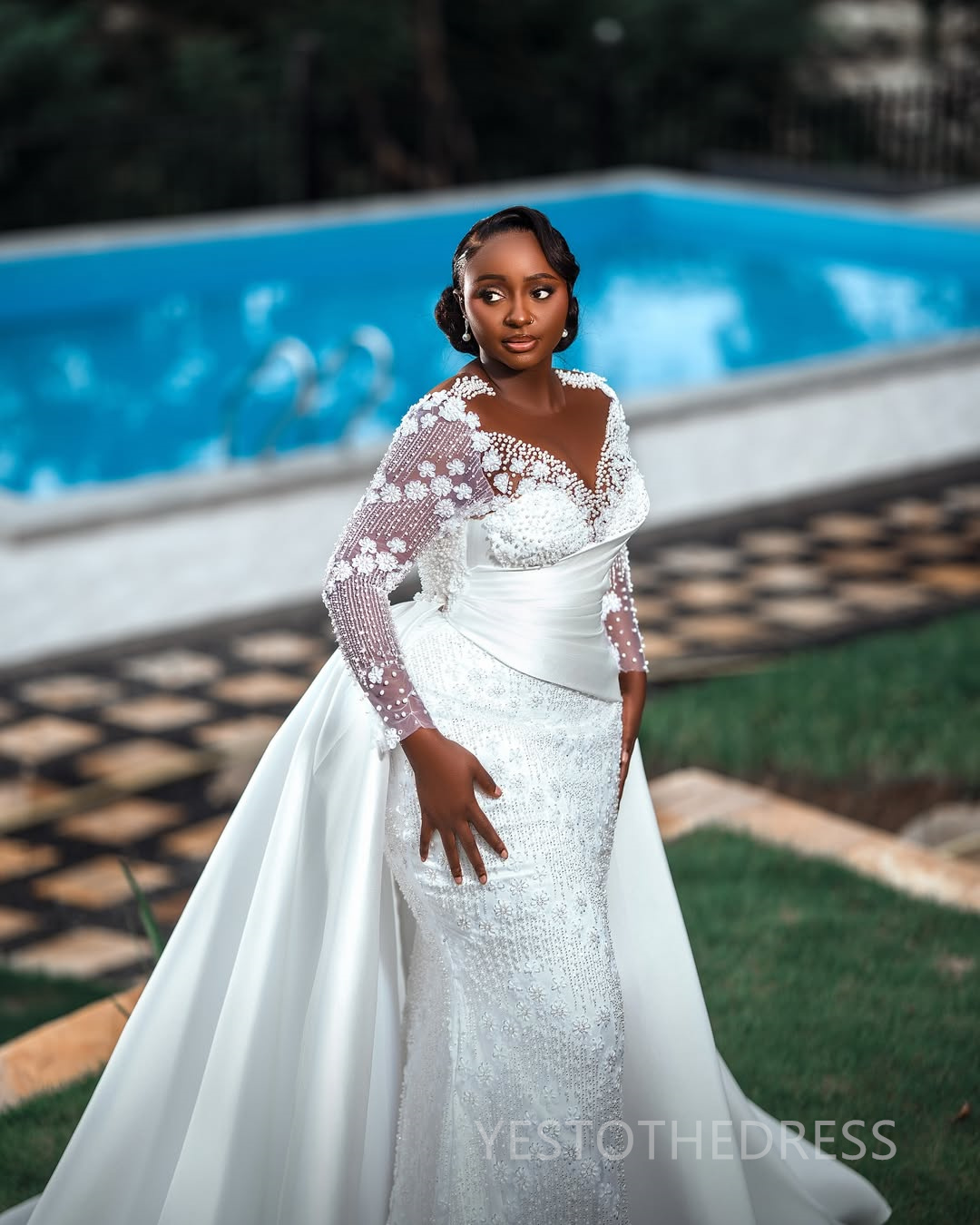 2024 Plus Size African Mermaid Wedding Dress Bridal Gowns For Bride Illusion Detachable Train Sheer Neck Beaded Lace Rhinestones Wedding Gowns For Bla