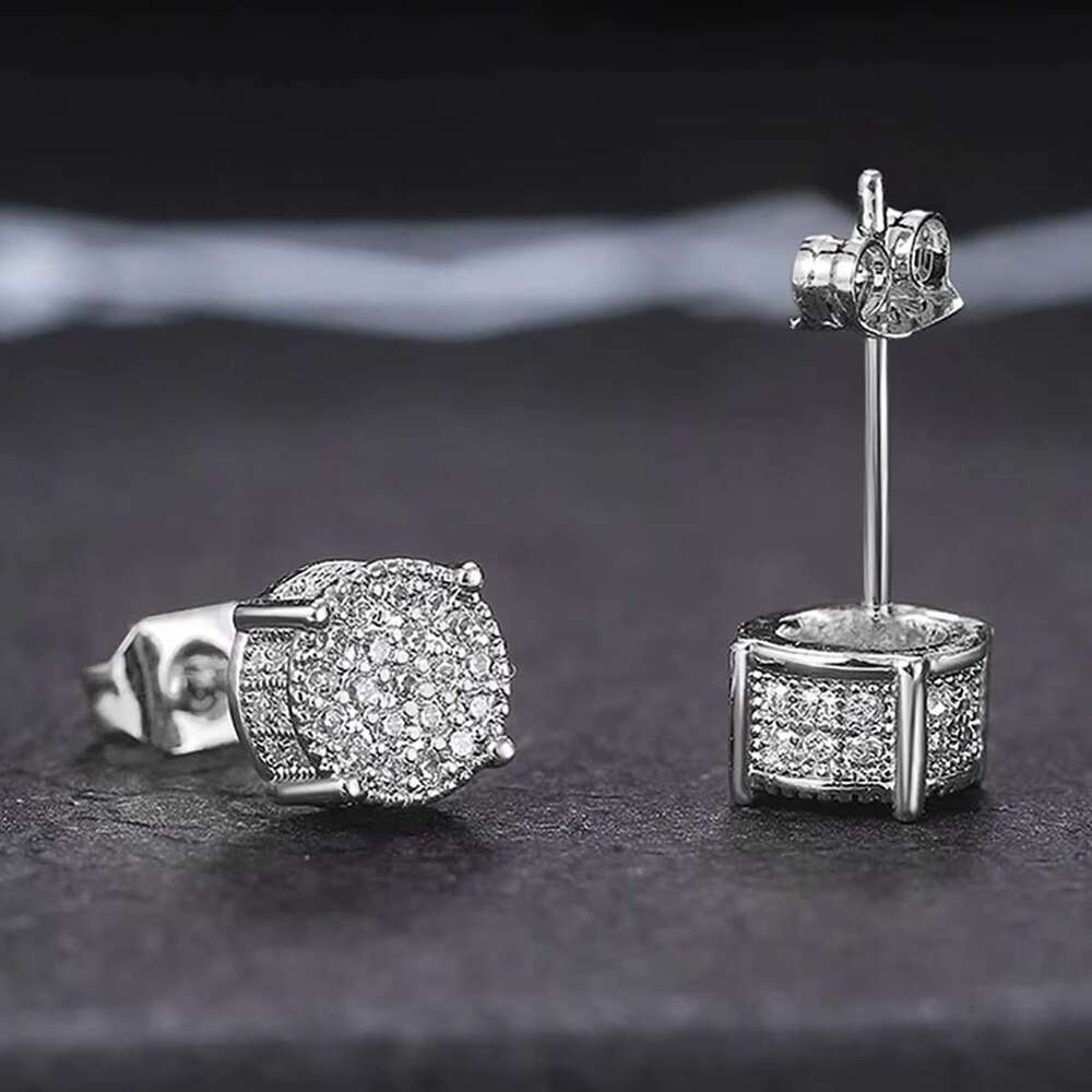 DHcollections Exquisite Women's Wedding Stud Earrings For Daily And Valentine's Day