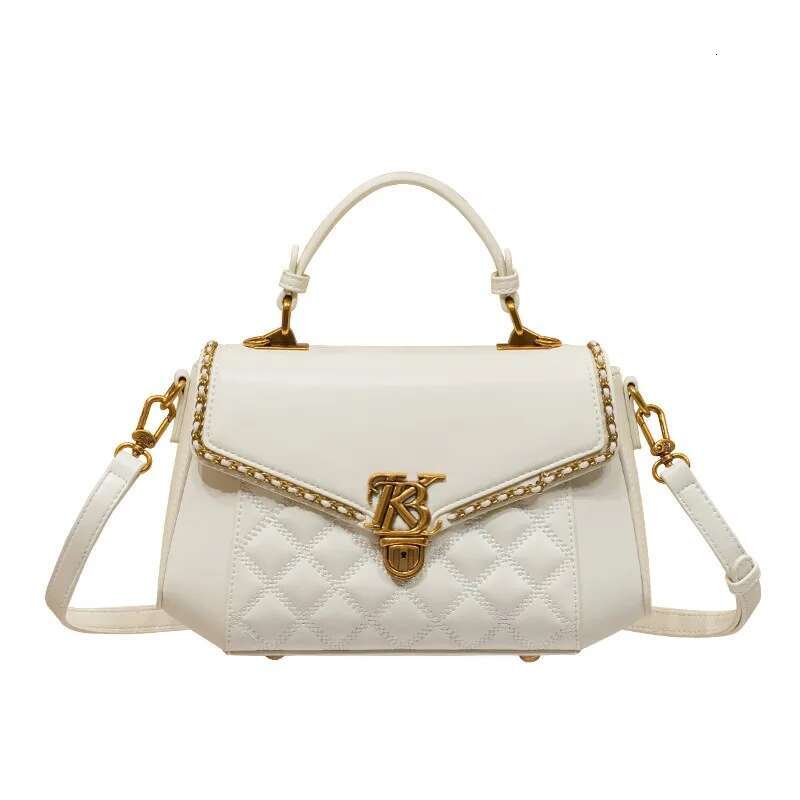 Women's 2024 New Autumn And Winter Light Brand Single Shoulder Crossbody Bag, High-End Texture Designer Handbag
