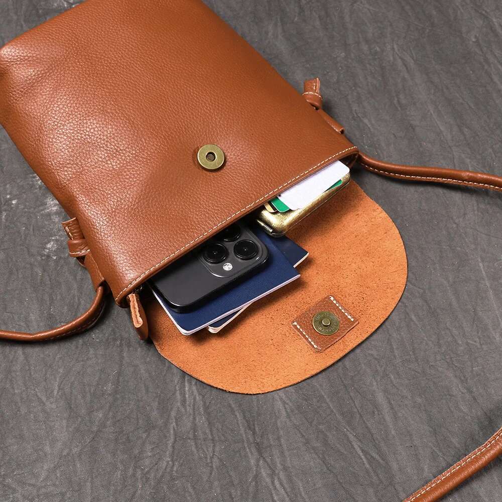 LUOKIR New Genuine Leather Women's Crossbody Bucket Top Layer Cowhide Shoulder Vintage Fashionable Mobile Phone Bag