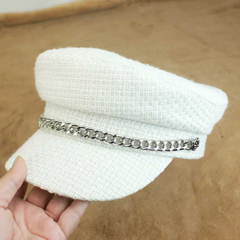 Autumn Winter Women Newsboy Cap Fashion Wool Peaked Hat with Chain Decor Stylish Streetwear Beret for Ladies Girls J251125
