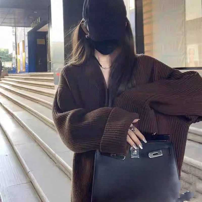 V-neck Single Breasted Simple Retro Solid Color Loose Fit Womens Knitted Cardigan Autumn and Winter Versatile New Sweater CoatT251125