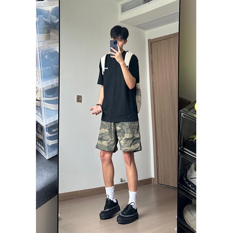 American high street camouflage workwear shorts with brand design, casual versatile, loose and trendy men's five quarter pants