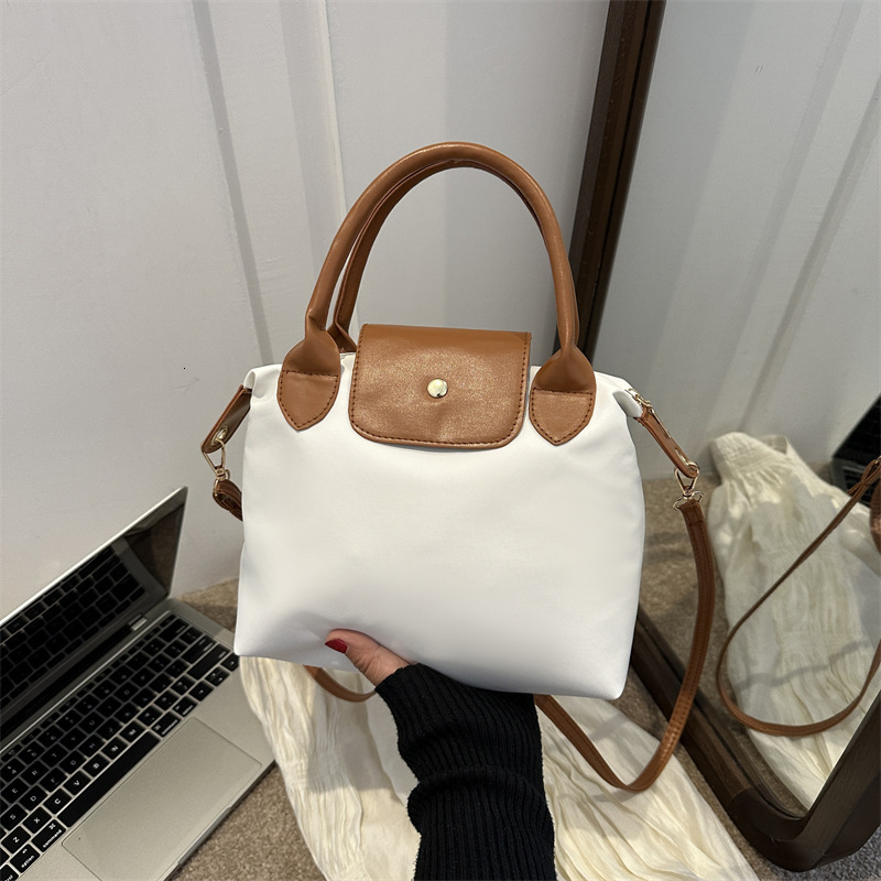 New Free Delivery Designer Shoes By 2025 Fashionable, Personalized, Casual And Trendy Tote 2023 New Large Capacity Nylon Contrasting Splicing Hand-Hel