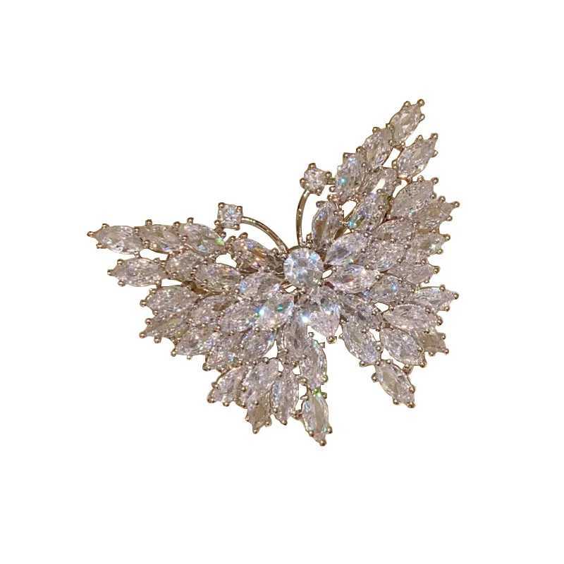 Elegant Style Butterfly Shaped Inlaid Zircon Copper Material Brooch Fashionable And Atmospheric WomenS Jewelry J251125