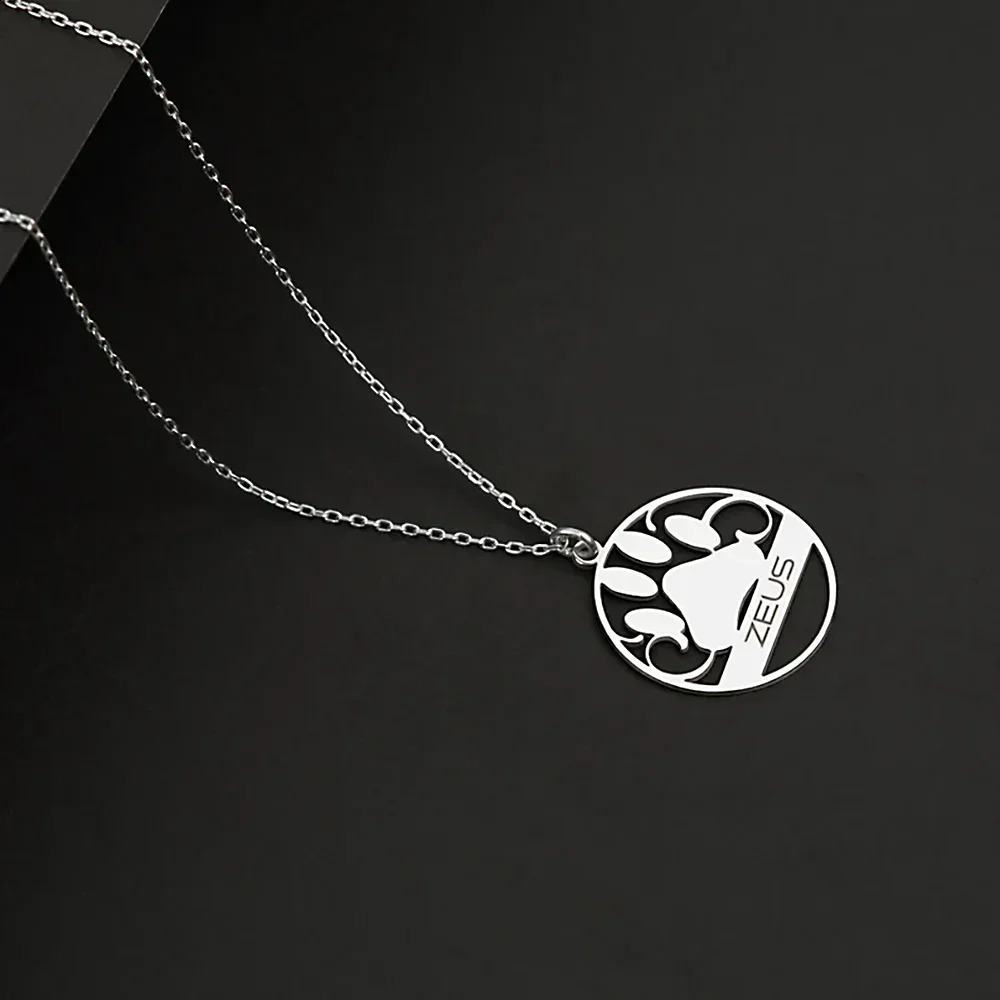 Customized name necklace animal footprint circular pendant stainless steel customized jewelry gift free delivery necklace for women 250422
