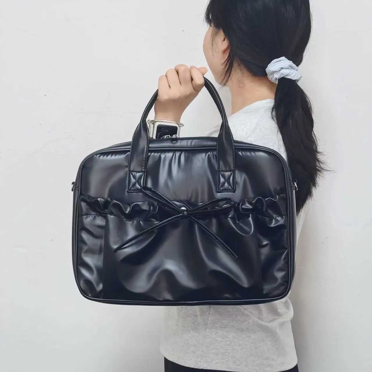 Womens Sweet Bow Shoulder Laptop Bag 133 136 14 15 156 16 Inch For Macbook Samsung Dell Lightweight Computer Briefcase BagT251125