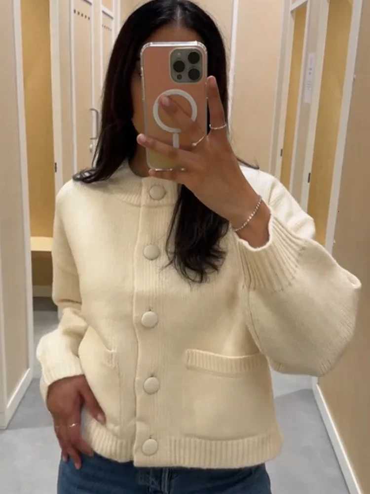 Elegant Knitted Cardigan Women Solid O-neck Long Sleeve Single-breasted Pocket Sweater 2025 Autumn Lady Daily KnitwearT251125