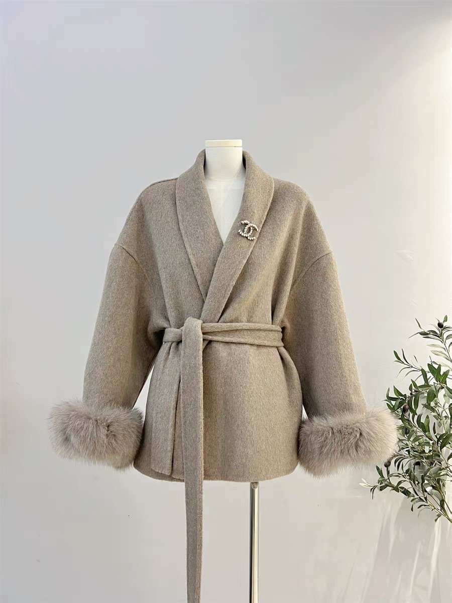 Elegant Lace Up Woolen Coat Women Solid Loose Lapel Furry Belt Long Sleeve Short Jacket Autumn Winter Lady Cardigan Outwear 251020