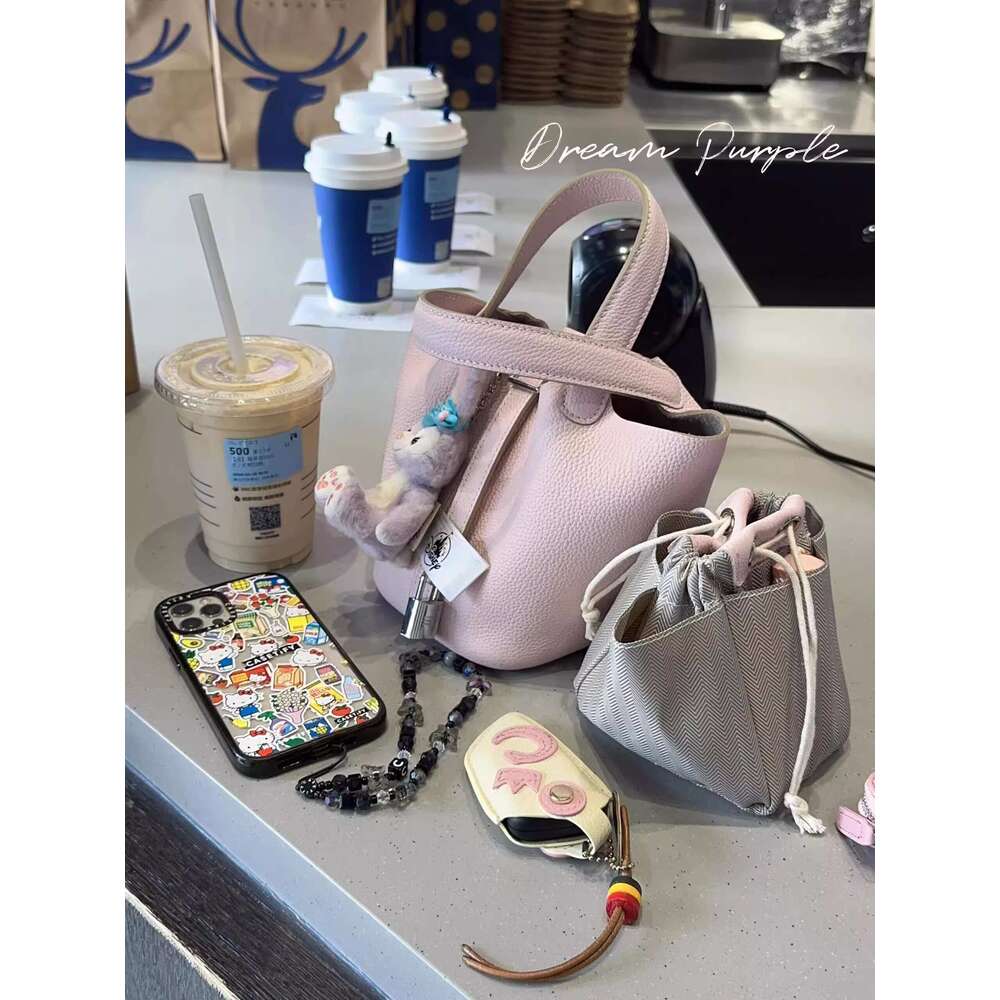 Designer Bag Spring Summer Basket Hand Held Bucket Niche Design Simple Versatile Handbag Compact And Exquisite Commuting