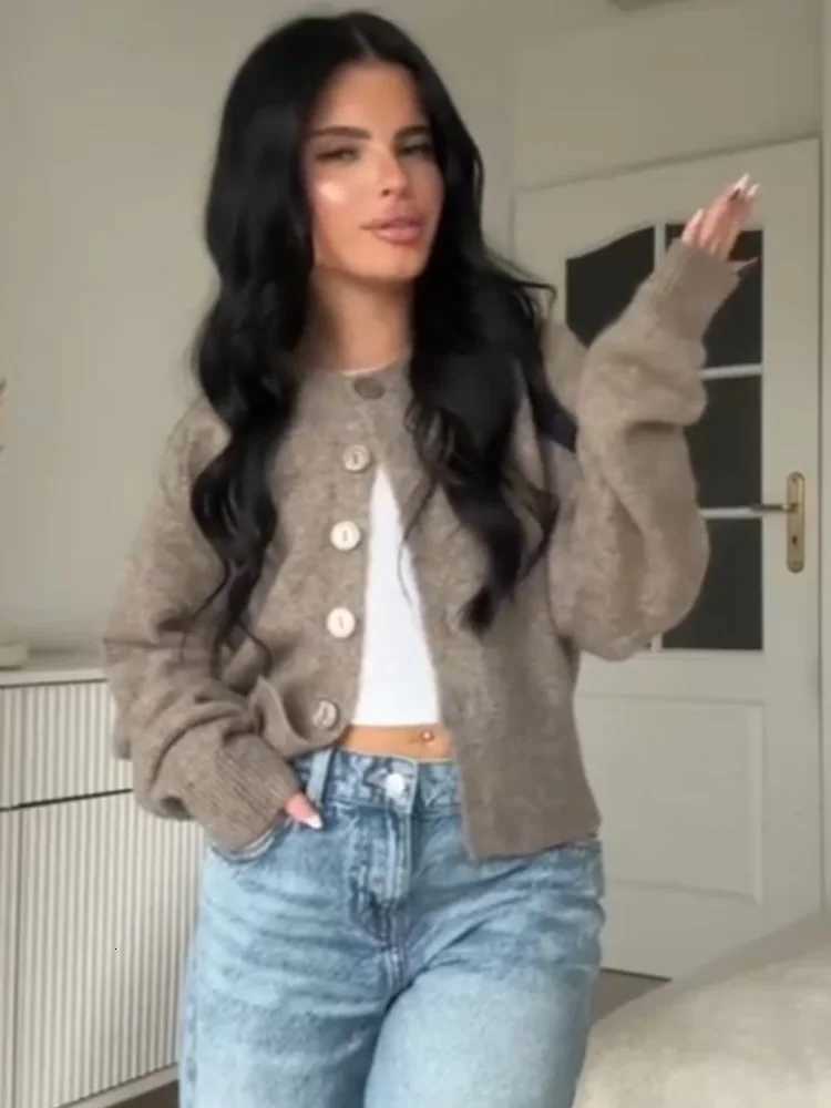 HH Womans Autumn Fashion Knitted Tops Round Collar Single-Breasted Coat Women Casual Button Long Sleeve Solid Cardigan TrendyT251125