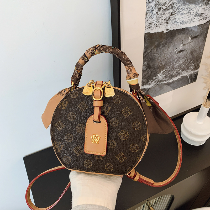 Designer Bag Cross-border High-end Retro Casual Versatile Women's Bag 2025 New Fashion Light Luxury Women's Shoulder Bag Crossbody Bag Free 