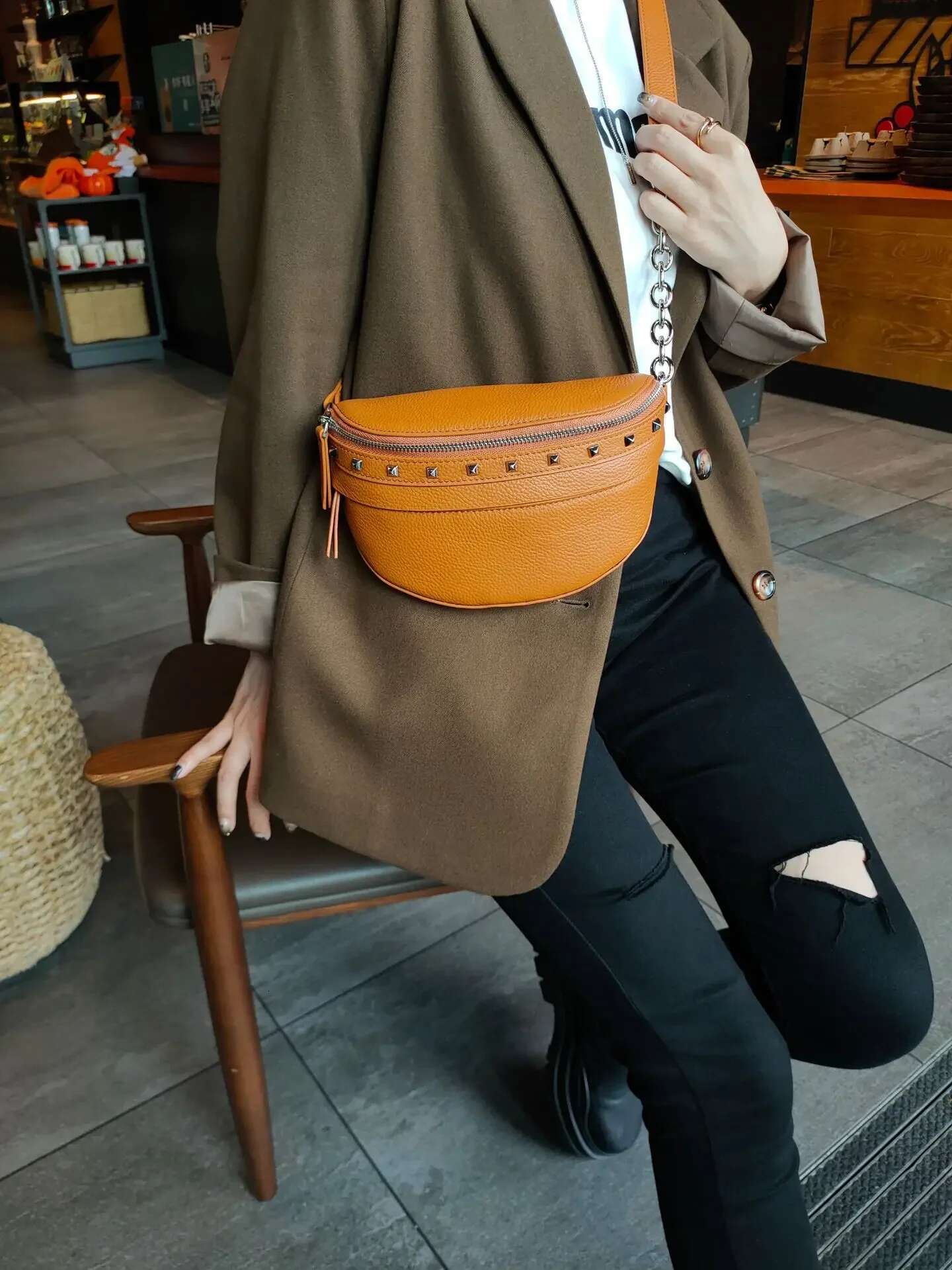 Genuine Brown Saddle Female Korean Version Soft Leather Chest Ins Shoulder Crossbody Black Waist Bag For Women