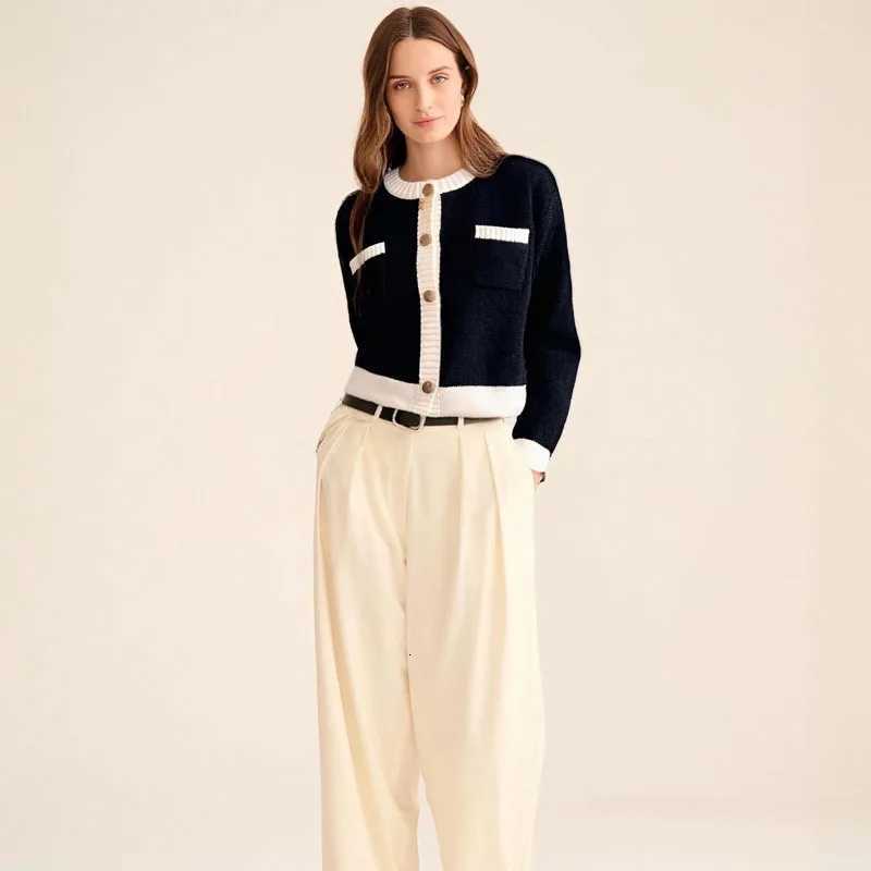 Fashionable and beautiful Korean gentle womens short blouse autumn and winter temperament all-match commuter knitted cardiganT251125