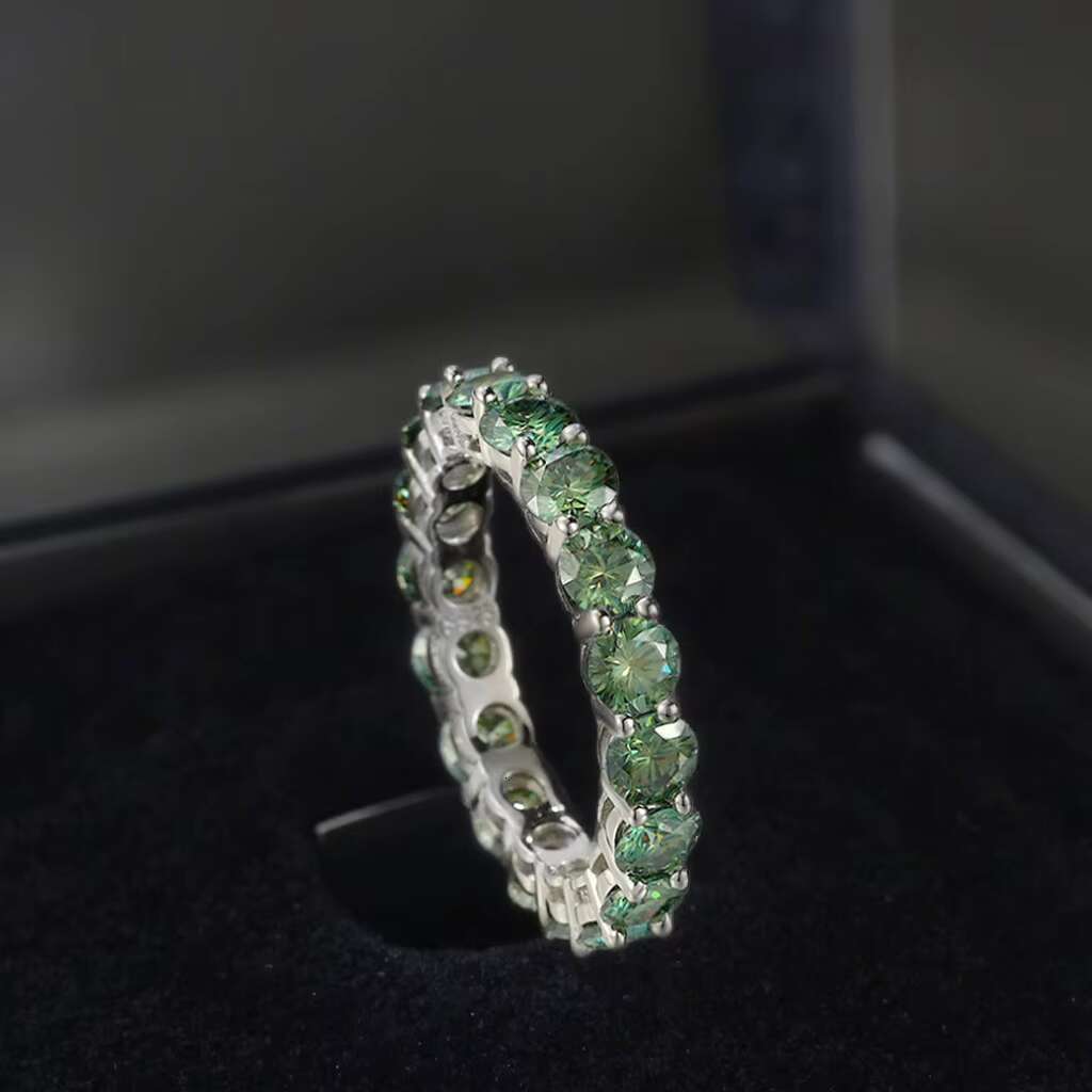 Wholesale 30 Points Yellow Pink Red Blue Moissanite Ring 14K 18K Gold Wedding Moissanite Eternity Band Ring