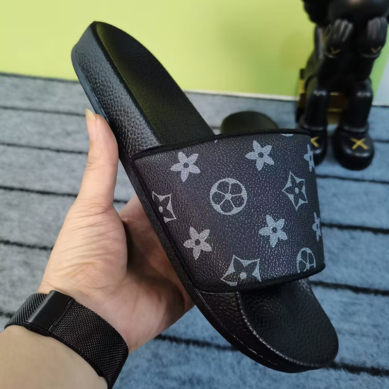 Designer Slippers free shipping 2025 men's fashion summer slippers trend one piece outerwear cool flip-flops in large sizes men