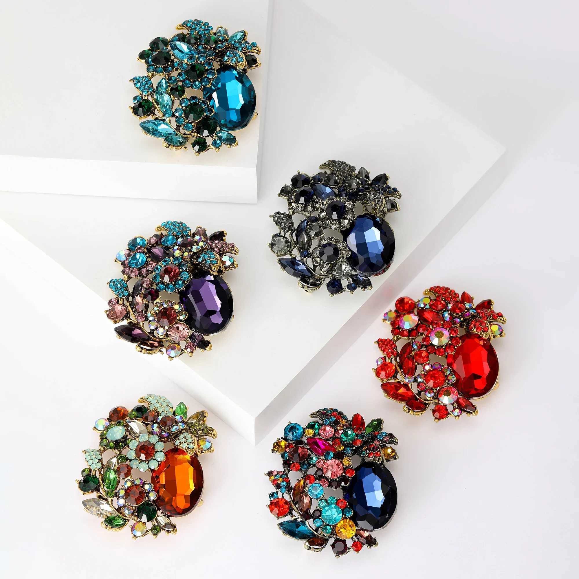 Crystal Large Glass Brooches for Women Unisex Rhinestone Pins Event Party Backpack Decoration Clothes Accessories J251125