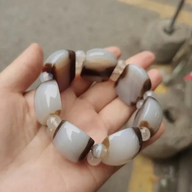 Natural Semicircular Agate Hand Bracelet Hand Mens and Womens Models 250424