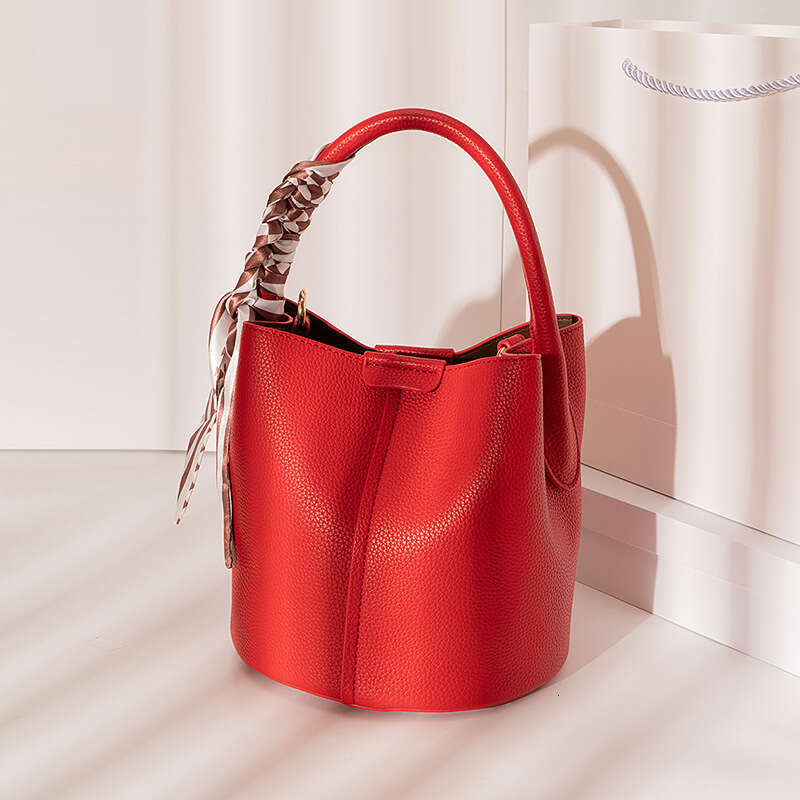 Large Capacity Versatile Bucket New High End Small Red Bridal Wedding Women S Bag
