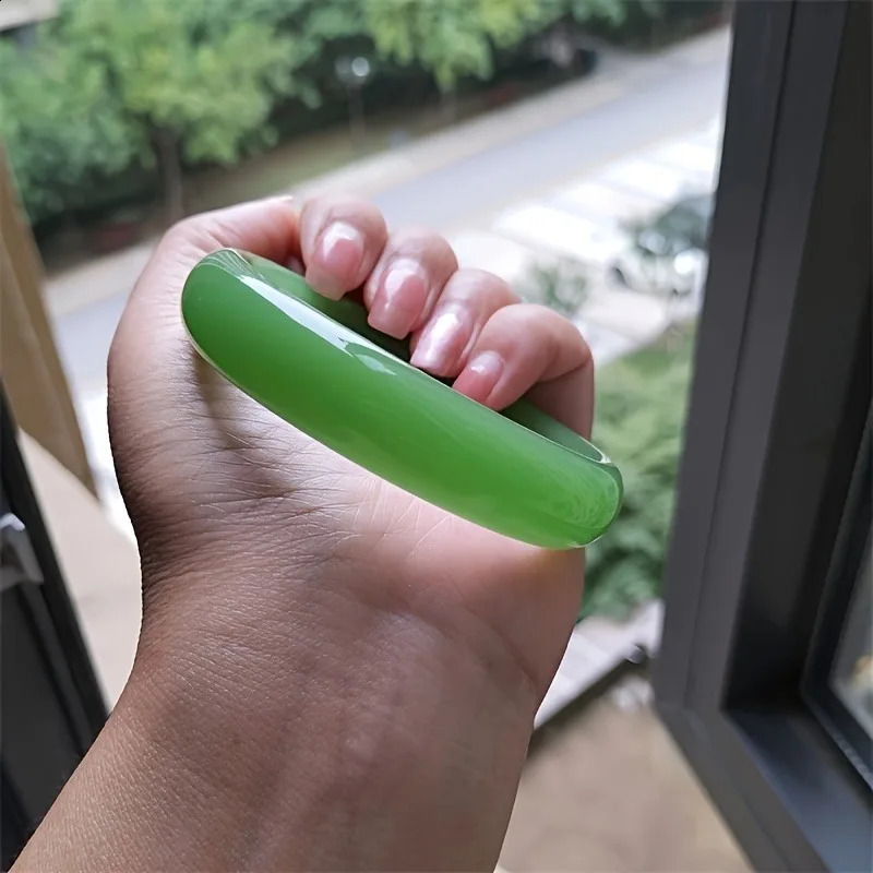 Natural Green Bracelet for Women To Give Mother Exquisite Gifts 250424
