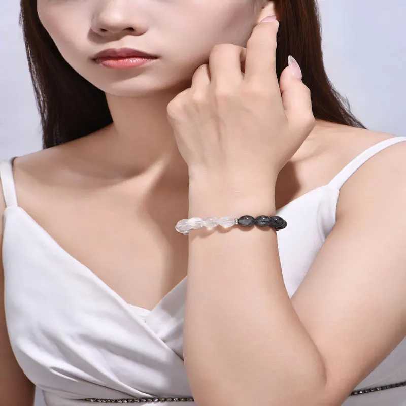 Black Gold Red Crystal Snowflake Phantom Natural Crystal Bracelet Womens Jewelry Fashion Bracelet Niche Design Holiday Gift J251125