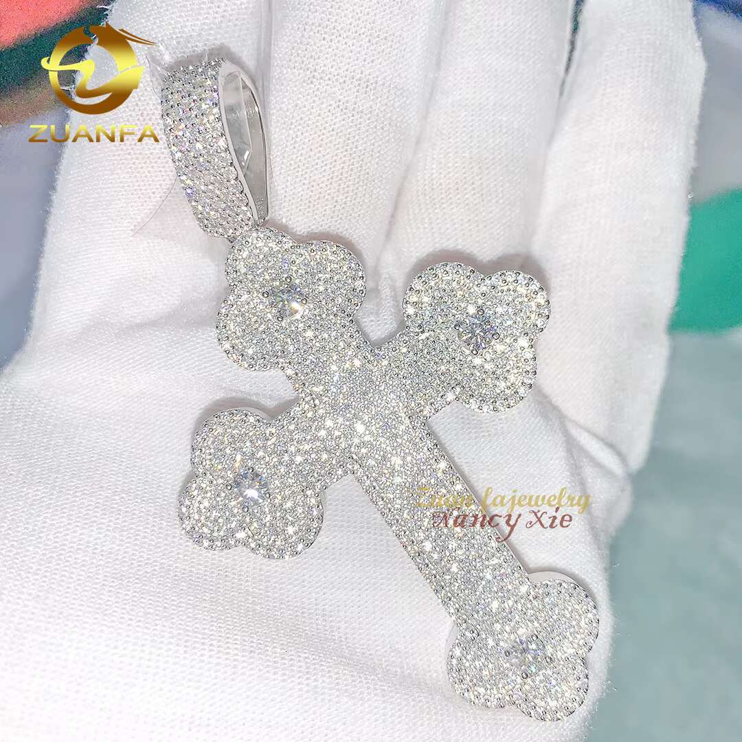 Wholesale Price Hip Hop Luxury Gold Rose Gold Silver Vvs baguette Moissanite Diamond Iced Out Cross Pendant Necklace