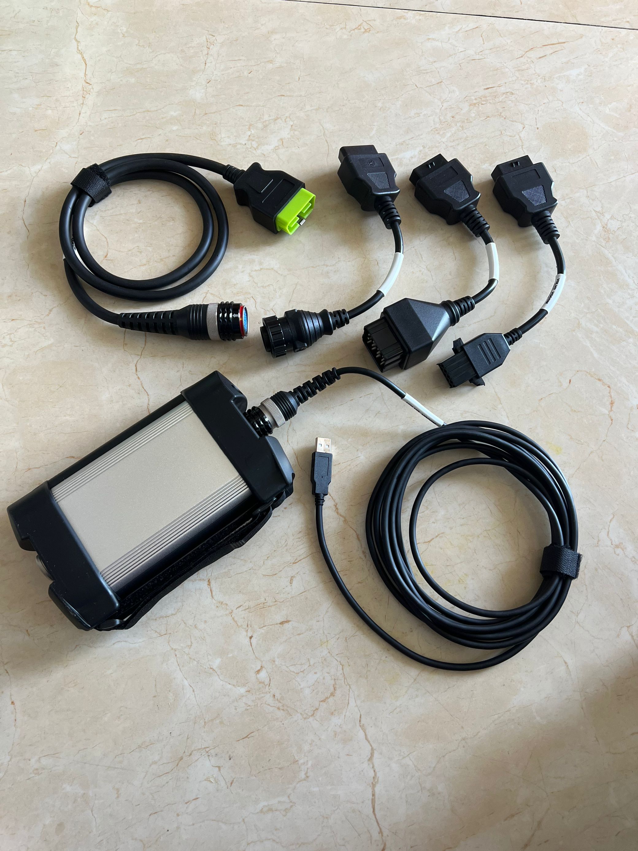 VOCOM II Software 2.8.150 SSD Vocom2 for Volvo Truck Diagnostic Tool With Multi languages and d630 laptop