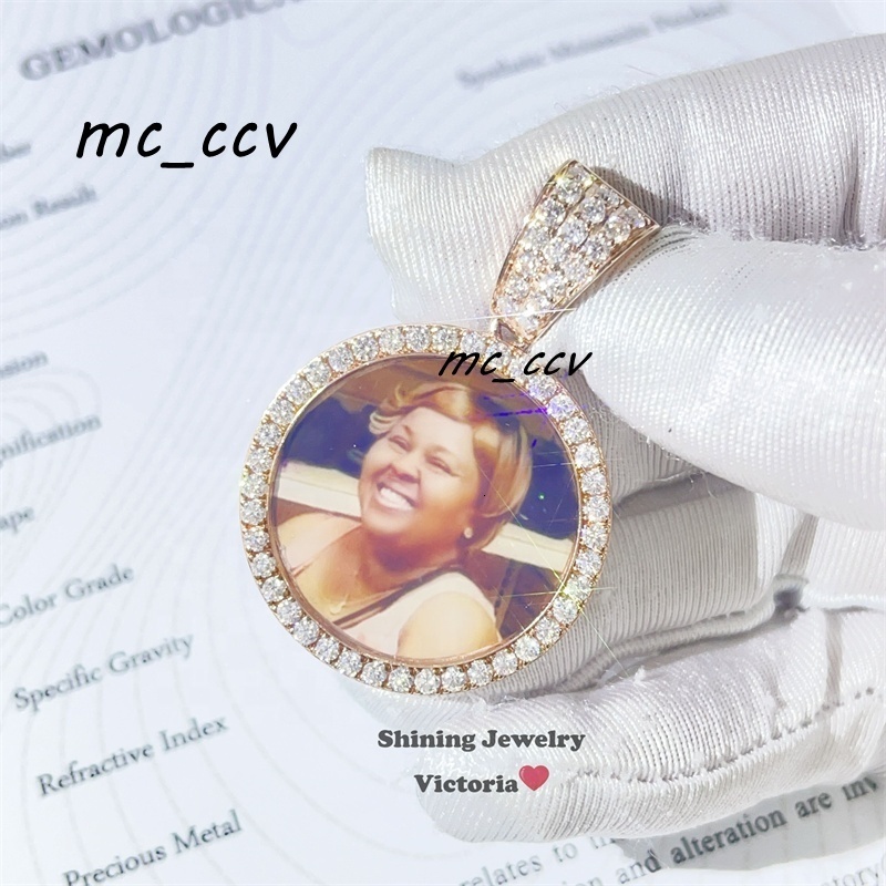 Pass Diamond Tester 35MM 10K Rose Gold Moissanite Diamond Iced Out Picture Memory Pendant
