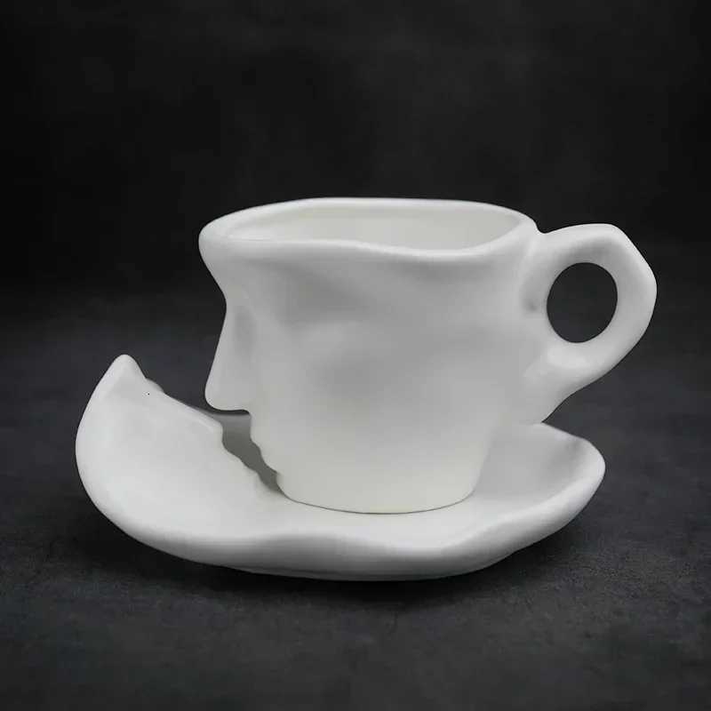 260ml European Style Bar Creative Gift Sculpture Couple Mug Exquisite Matte Ceramic Coffee Cup and Saucer Set Y251125
