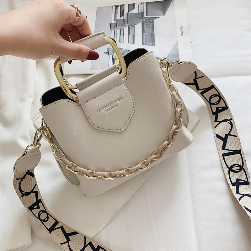 New Free Delivery Designer Shoes By 2025 Women's 2024 New Bucket Popular Korean Version Handbag Shoulder Commuting Crossbody Bag