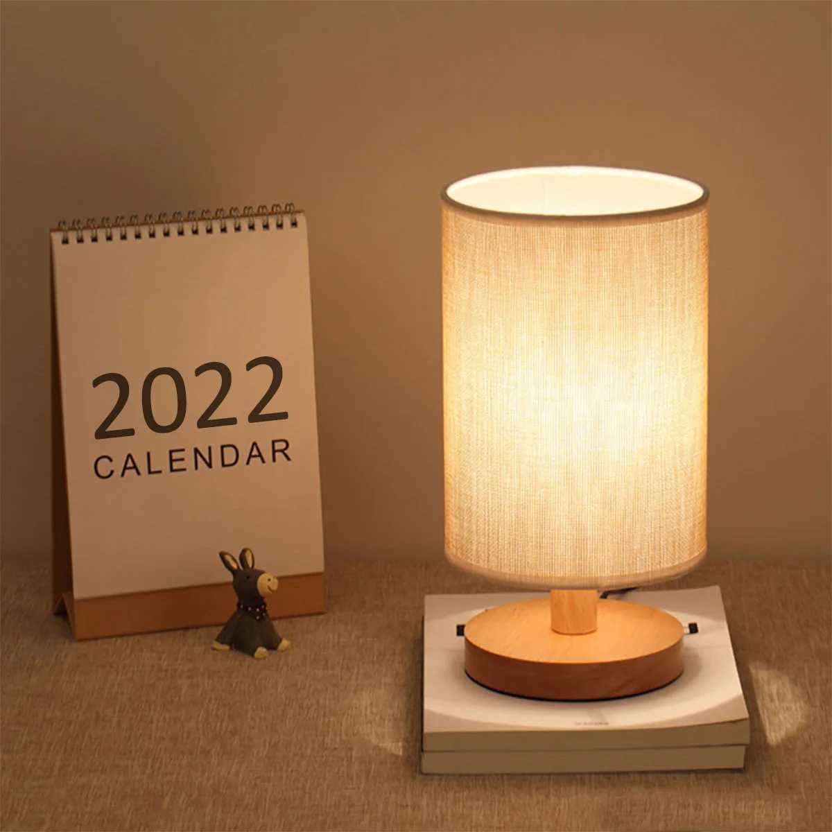 USB Bedside Lamp Night Lights Table Lamp For Bedroom Wooden Desk Lamp Bedside Night Light with Cylinder Lamp Shade Home DecorM251125